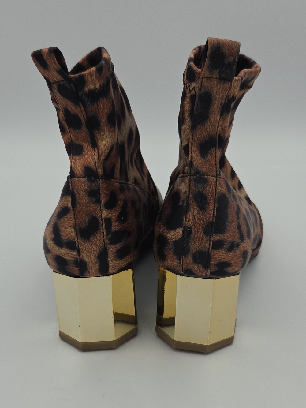 Katy Perry Collections Leopard Print Ankle Boots with Gold Block Heel Size 6 - Picture 5 of 8